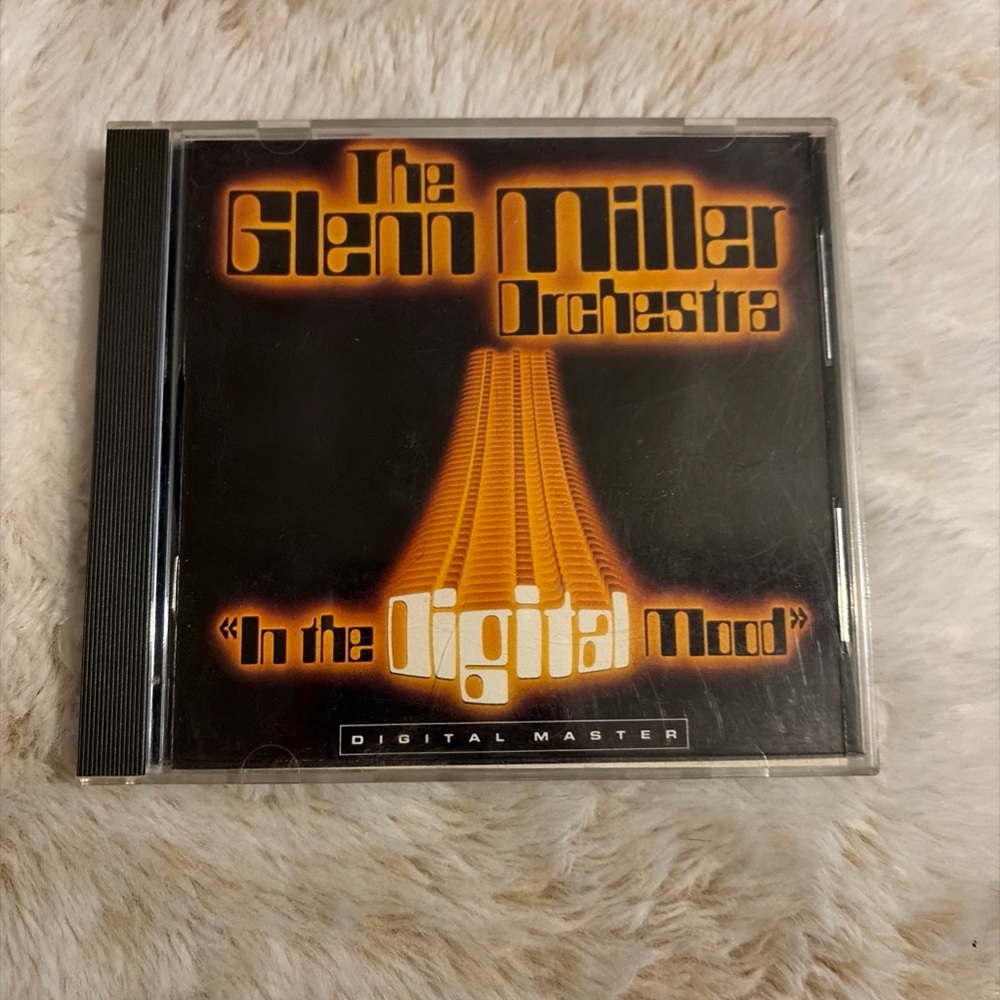 The Glenn miller orchestra - In the Digital Mood (Black/Orange)